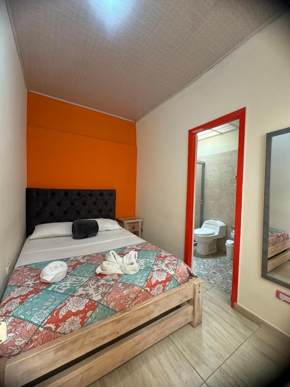 Apartahotel Bareque Centro Salento Luaran gambar