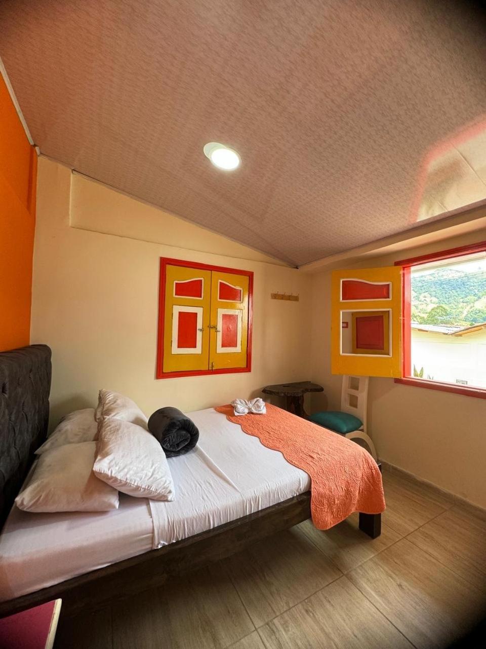 Apartahotel Bareque Centro Salento Luaran gambar