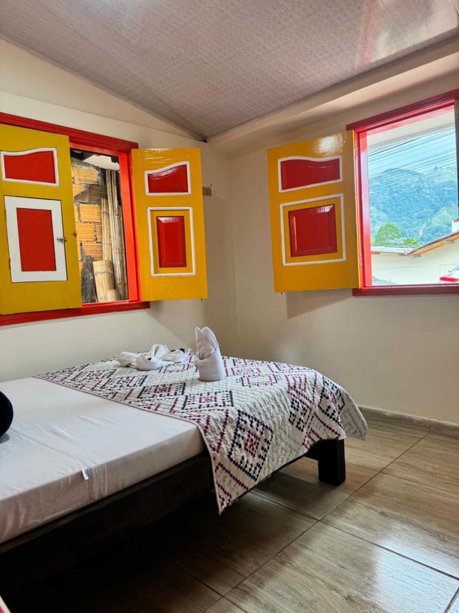 Apartahotel Bareque Centro Salento Luaran gambar